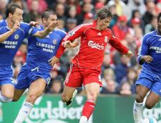 开云体育在线-冰火碰撞，王皓两度救主，瑞典队的逆转之夜