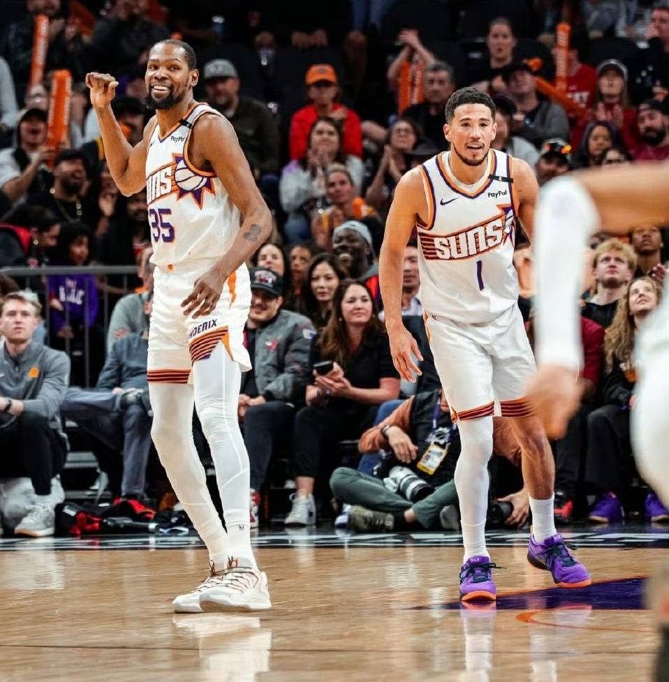 开云体育APP下载-火箭主场击败湖人，登上西部榜首