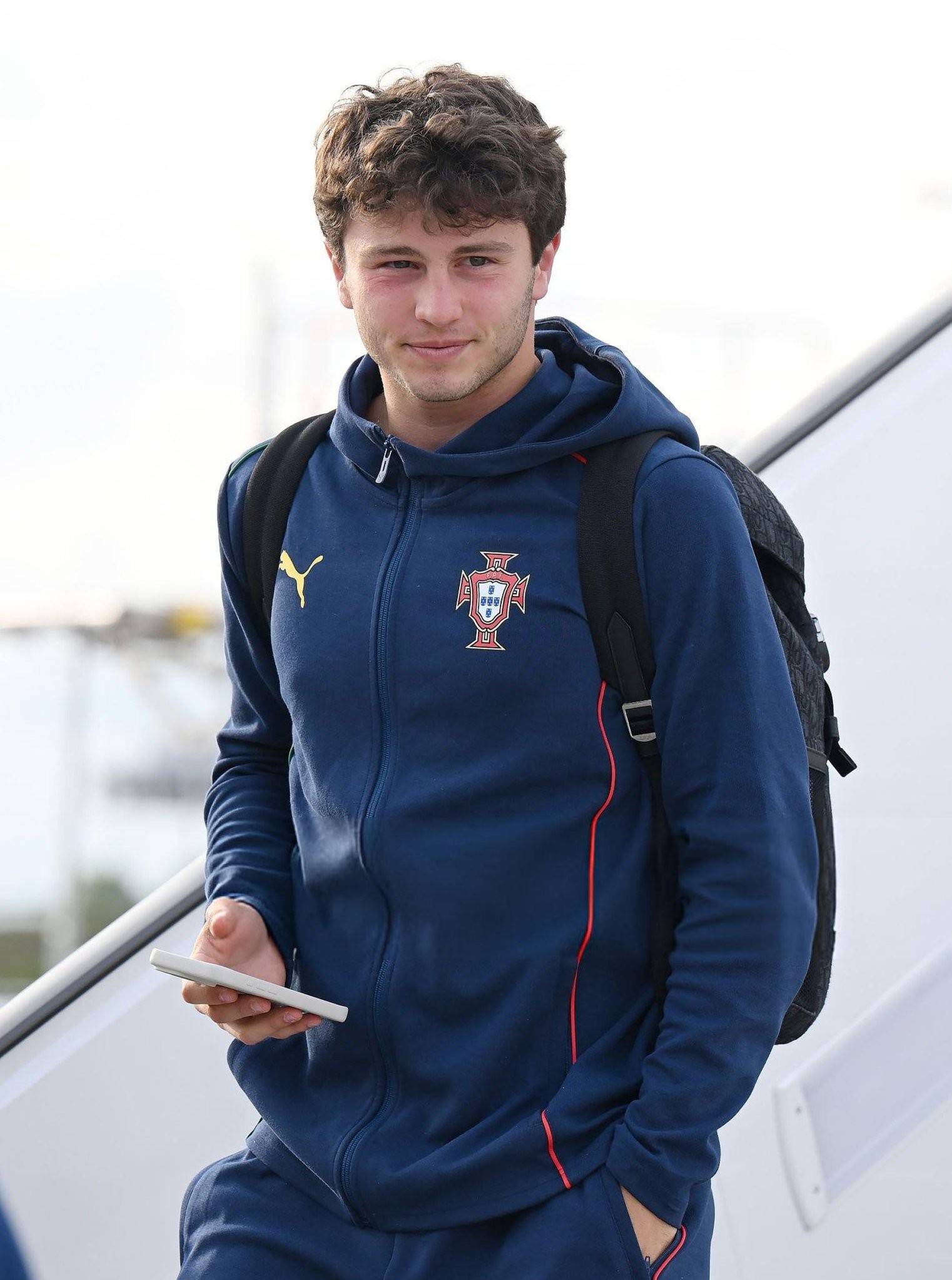 开云体育中国-冰岛大胜北马其顿,晋级欧国联半决赛