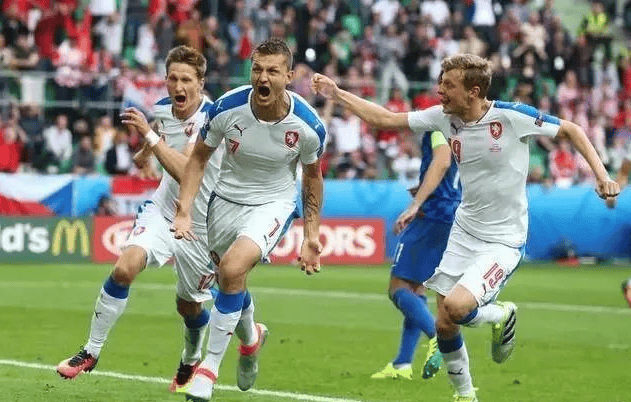 开云体育官方网站-捷克迎战英格兰:看谁更胜一筹