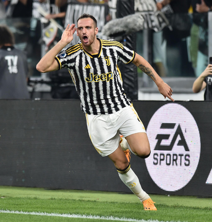 开云APP-尤文图斯主场战胜都灵，取得胜利