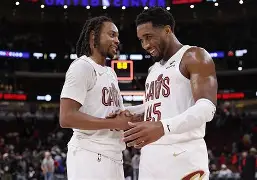 开云体育app-米切尔和高月才赢得灯泡大赛