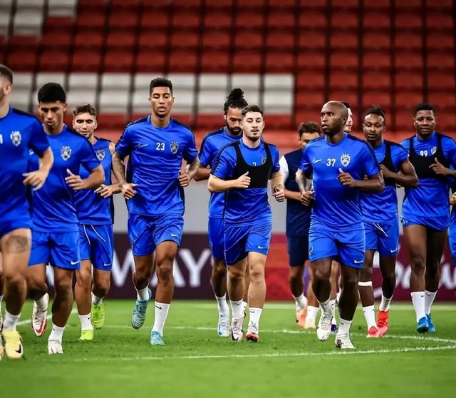 开云官网-东南亚外援表现出色，帮助球队夺得胜利